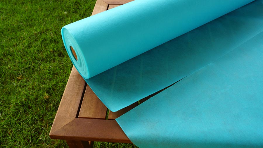 ROLLO DE MANTEL TEJIDO (TNT) PRECORTADO 1m x 50m